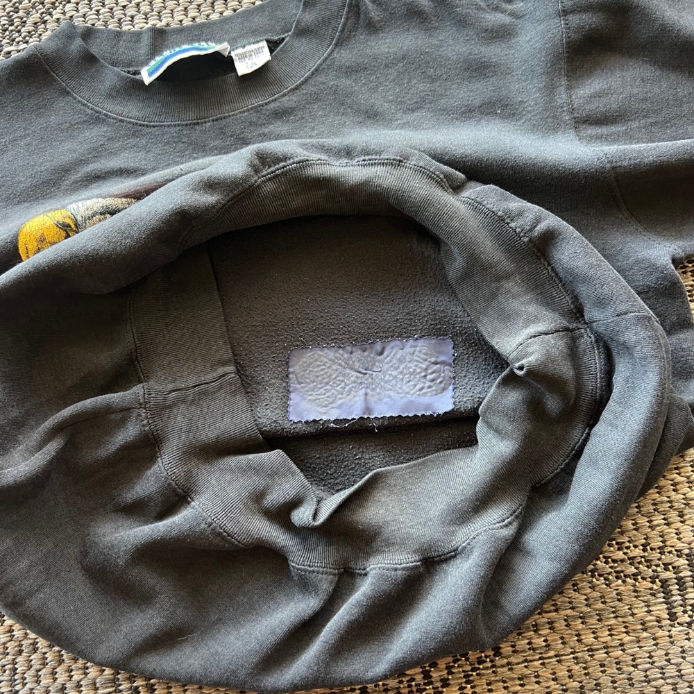 Vintage Bald Eagle Sweatshirt Mens Medium Black Distressed Nature Wildlife Bird - Picture 5 of 7